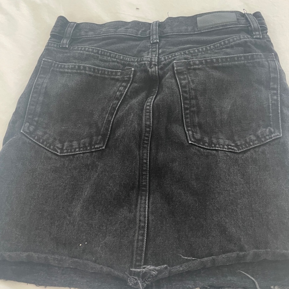 BRAND NEW *NO TAGS* NEVER WORN MANGO DENIM BLACK SKIRT SIZE SMALL 2/4